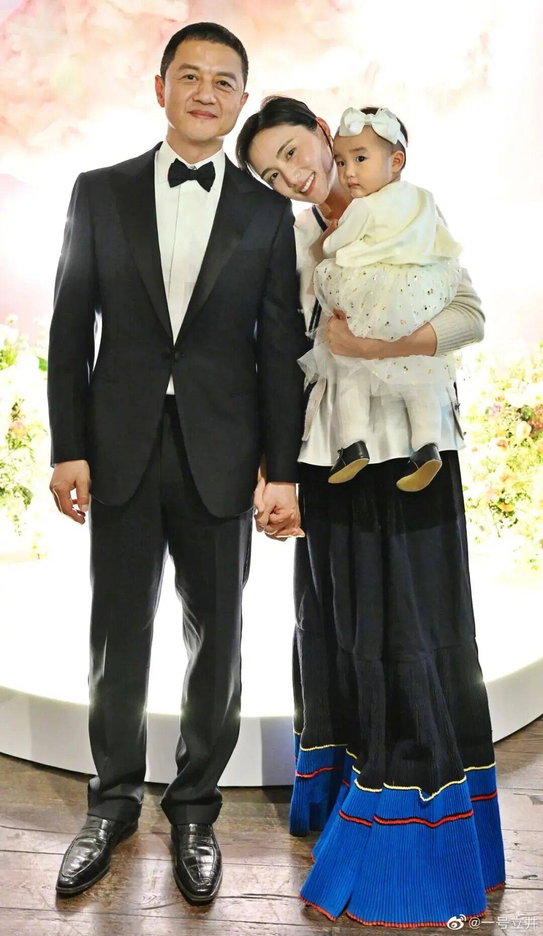 李亚鹏曾欠债4000万终审败诉，35亿项目烂尾，6次庭审输在哪