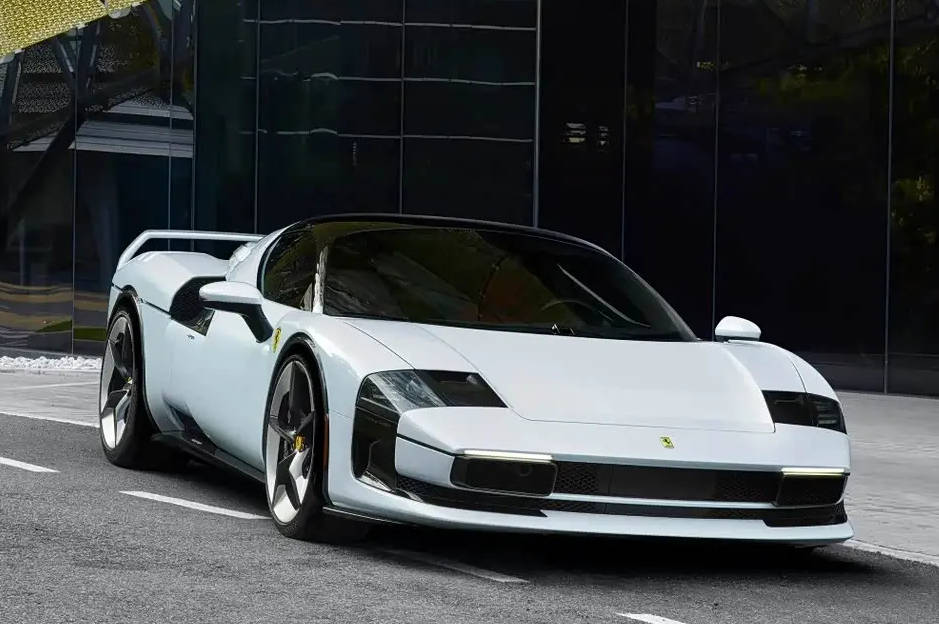 法拉利SC40定制耗时2年，2.9T混动超800马力，致敬F40引狂议