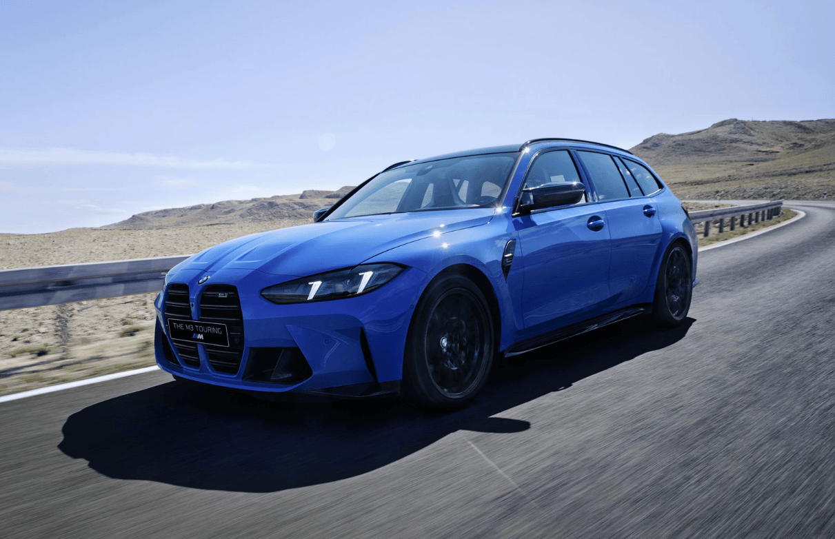 宝马M3旅行版中国上市：3.0T 机皇 + 50:50 配重，3.6 秒破百