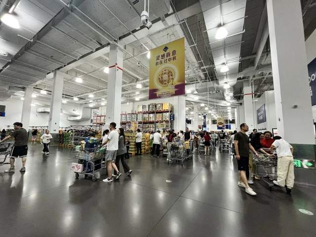 盒马、奥乐齐、沃尔玛、开市客,为什么你常去的大超市都是女老板