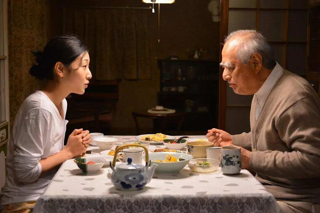 1.6 亿独居老人:“外包儿女” 够吗?