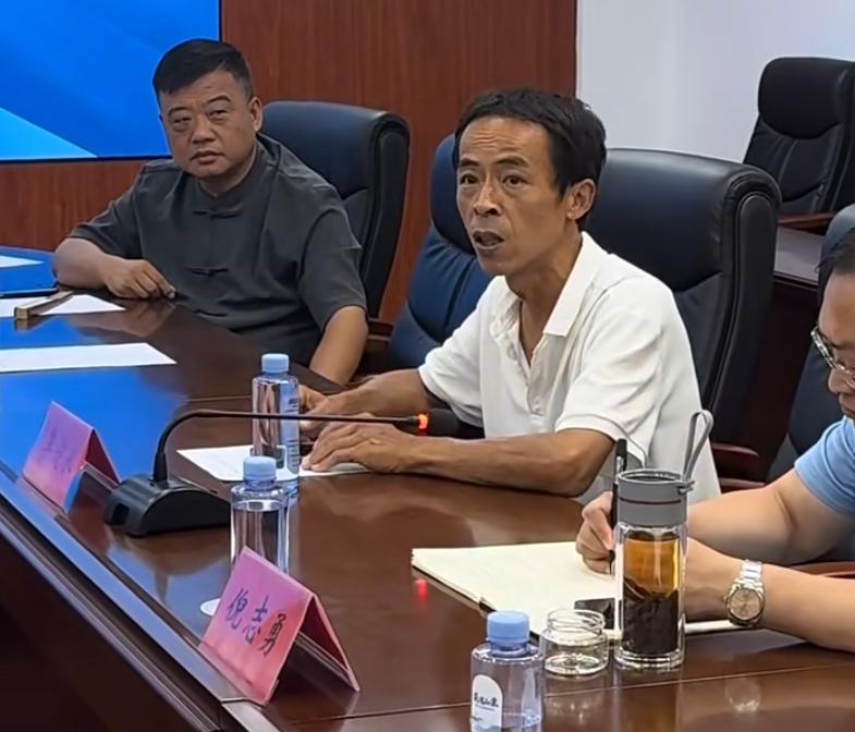 鸡排哥难救景德镇，游客的情绪总是微妙的