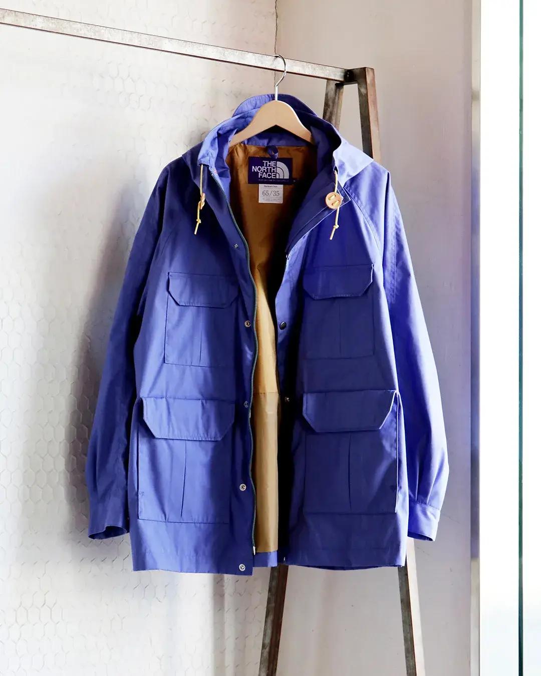 从户外装备到都市时尚，冲锋衣如何成为北京市服