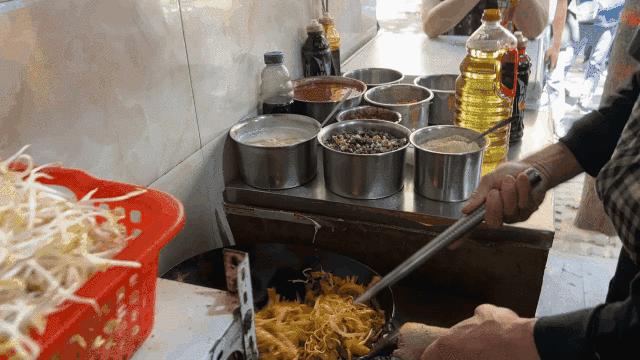 排队5小时，售价65元是智商税吗？卡通煎饼爆火