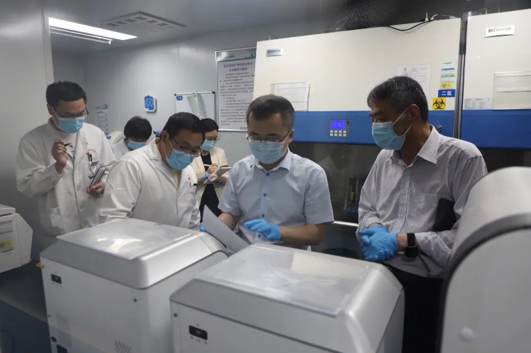 募资腰斩仍砸1.7亿买设备，联川生物闯关北交所：数据量三年增213%背后的供应链隐忧