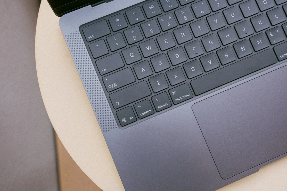 AI 时代的新征程：M5 款 MacBook Pro 简谈