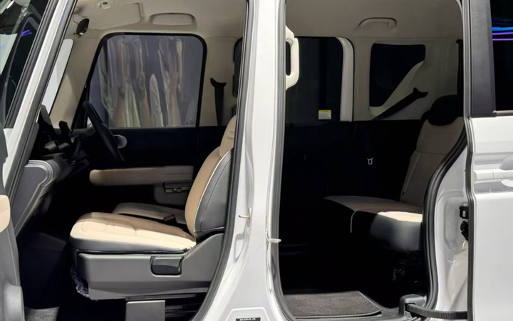 丰田大本营，被一辆比亚迪「海獭」惊醒了