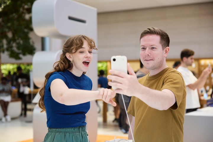 iPhone Air销量不及预期恐无续作，苹果离经叛道基因未变