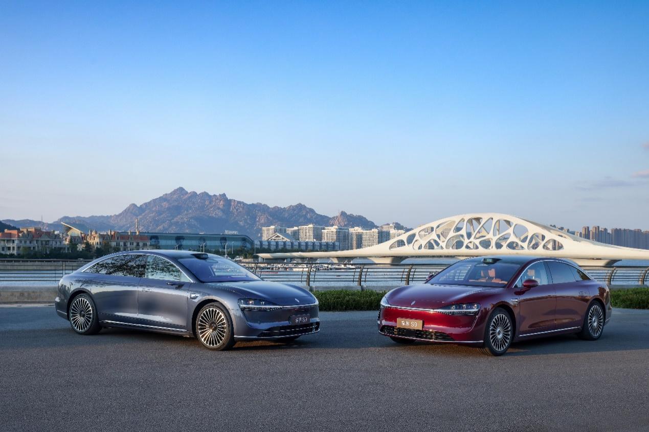 新款享界 S9 动态评测首发！哨兵模式增强实现主动交互，安防从 “记录” 变 “对话”