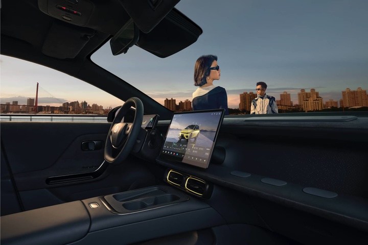 预售 10.58 万元的 Lafa 5，是零跑心中的「白月光」