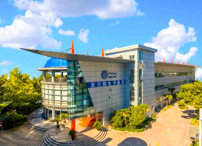 复旦微电变天：上海国资 51 亿抄底，创始团队集体离场，净利润三连降