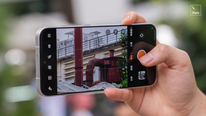 标准版的存在感之战！「荣米OV」四大金刚标准版横评