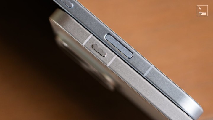 标准版的存在感之战！「荣米OV」四大金刚标准版横评