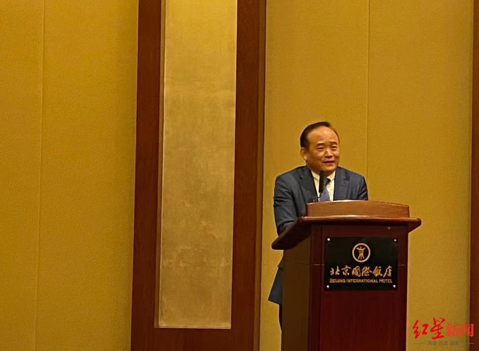 兰世立近期照片