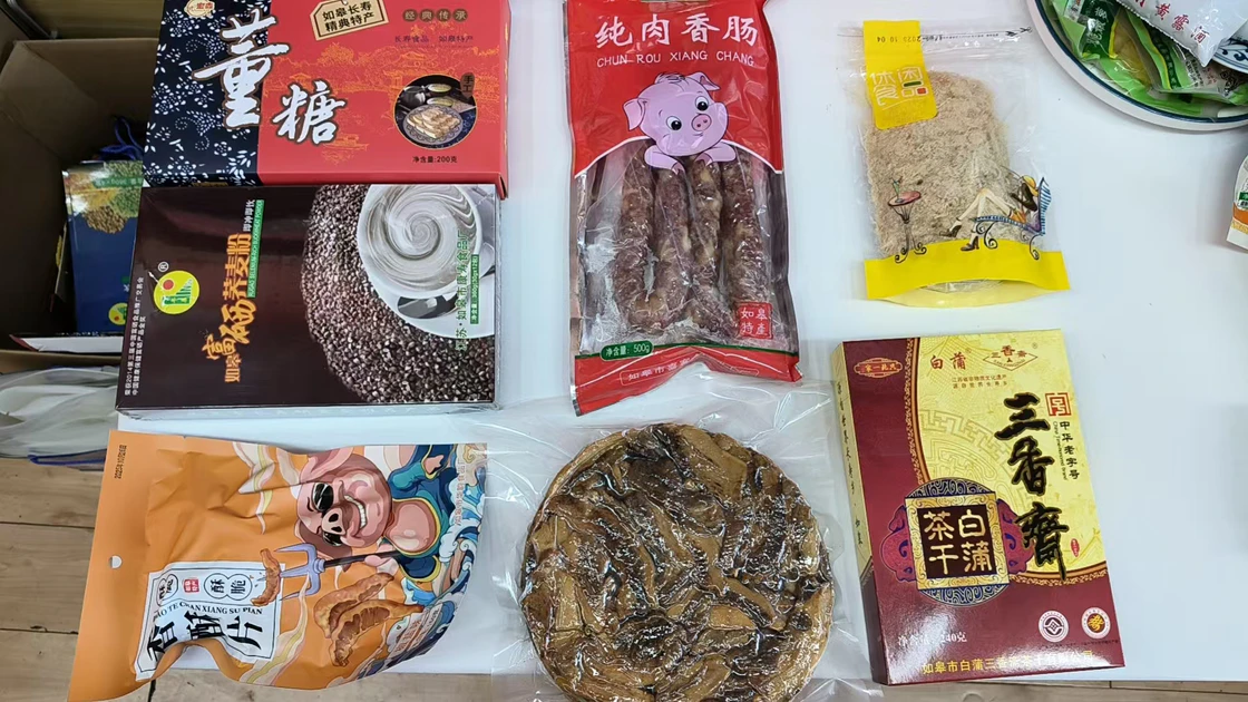 旅行中一定会买什么:10 位作者的旅途收藏与独家记忆