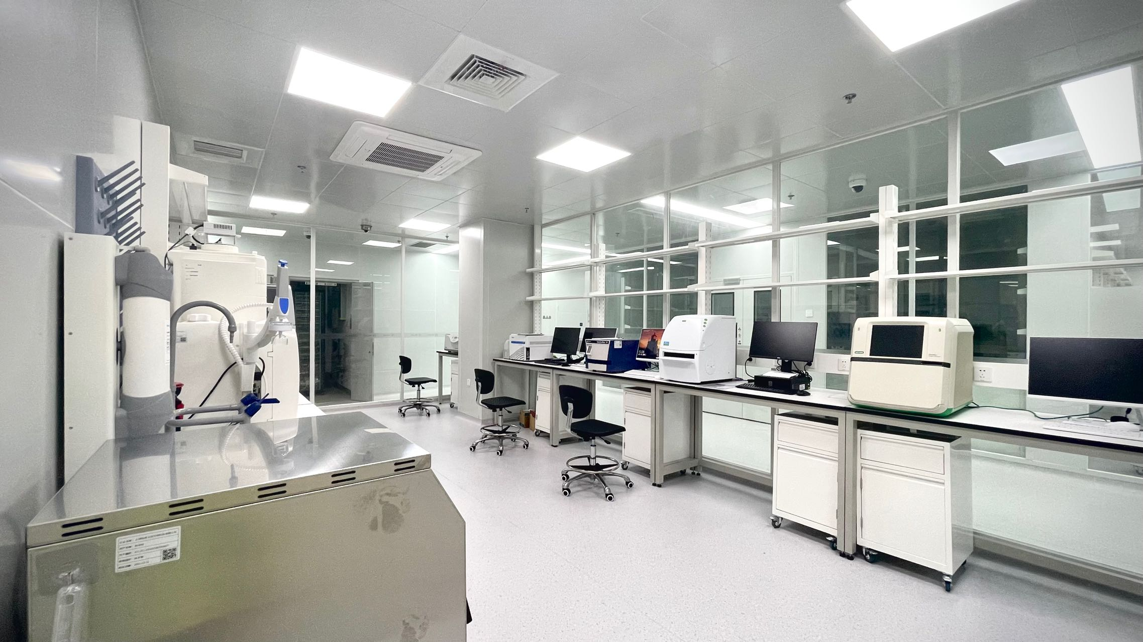 生物医药研发实验室