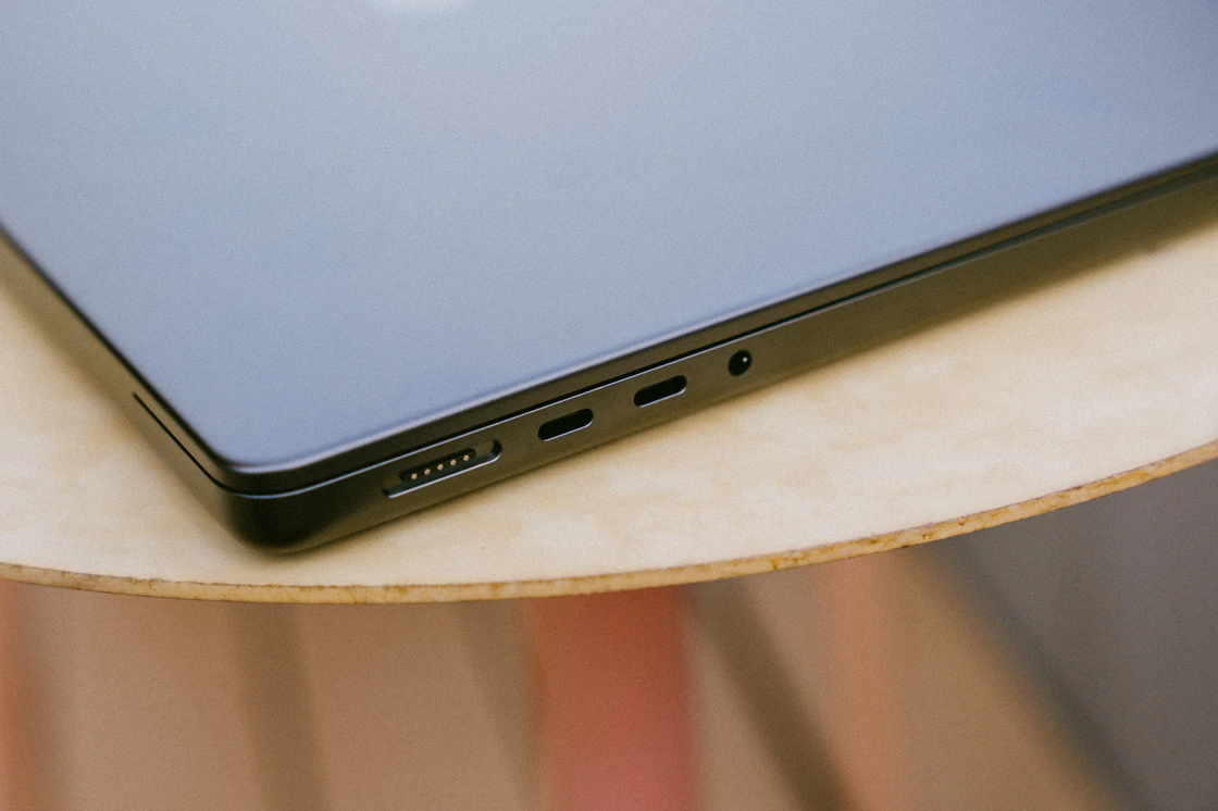 AI 时代的新征程：M5 款 MacBook Pro 简谈