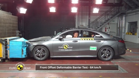 奔驰纯电CLA安全测试