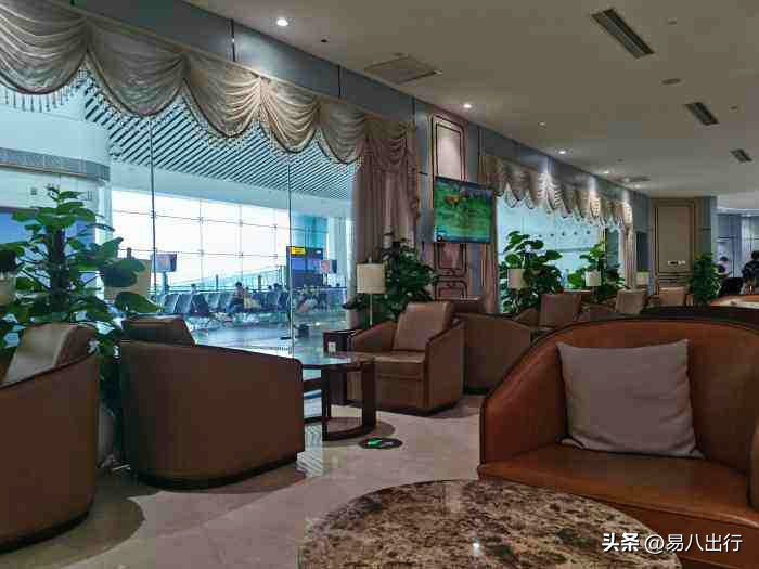 机场贵宾室服务场景