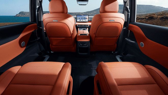 1420km续航16.98万起售 锐胜M8要改写MPV市场规则