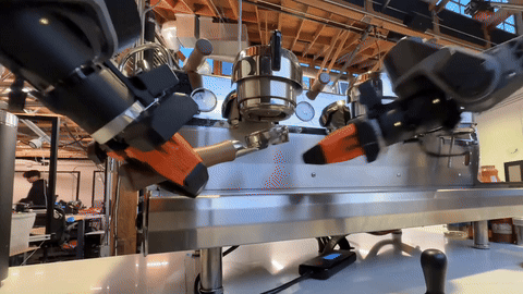 最强 VLA 模型 π*0.6 落地！真机 RL 驱动，机器人开进办公室开咖啡厅