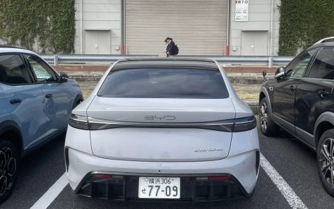 跟一位日本比亚迪车主聊了聊，才明白我们对「出海」有多天真