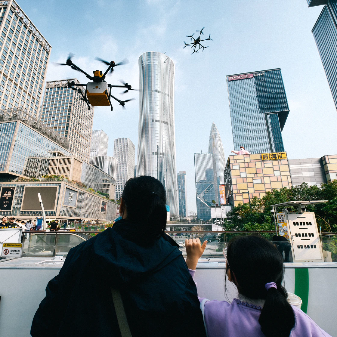 一镜解锁 “方” 寸天地！超广角定焦相机开启视觉新革命