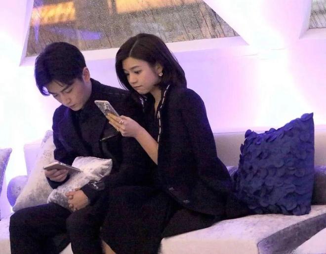 离婚的陈妍希，终于过上好日子
