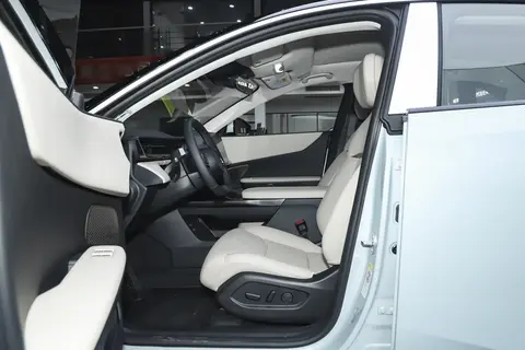 马自达EZ-60新车型上市15.09万起售，纯电/增程双动力可选