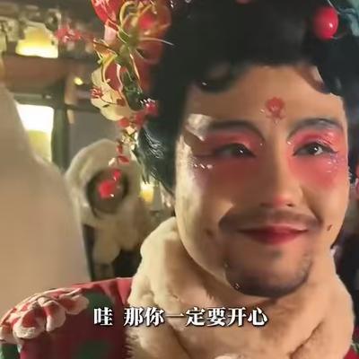 景区NPC听到游客心愿后瞬间愣住，心互动视频走红网络