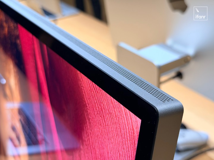 Mac 新品现场上手：Pro 很强，Air 很香，显示器又大又亮