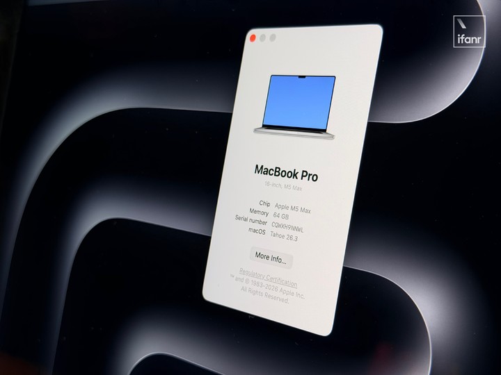 Mac 新品现场上手：Pro 很强，Air 很香，显示器又大又亮